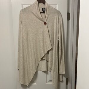 Bobeau Cream Button-Front Sweater